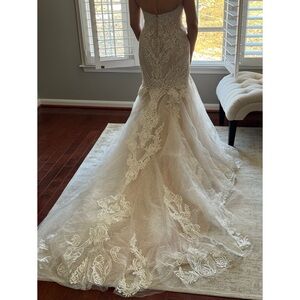 Sottero and Midgley Lace Wedding Dress in Cream and White